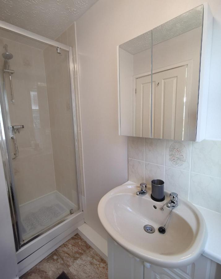 Emerald House - Spacious 3 Bed House With Ensuite Parking Gardens And Netflix Leamington Spa Εξωτερικό φωτογραφία
