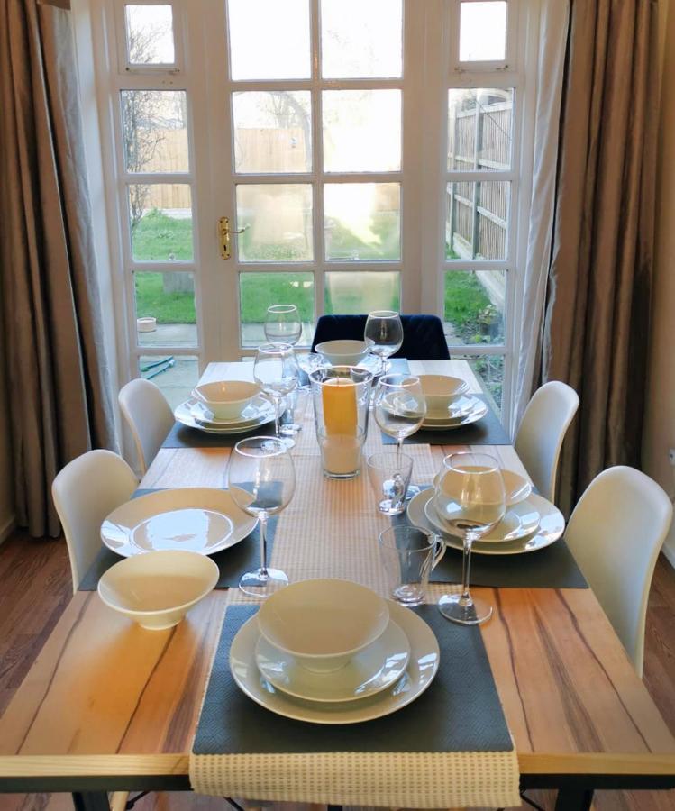 Emerald House - Spacious 3 Bed House With Ensuite Parking Gardens And Netflix Leamington Spa Εξωτερικό φωτογραφία